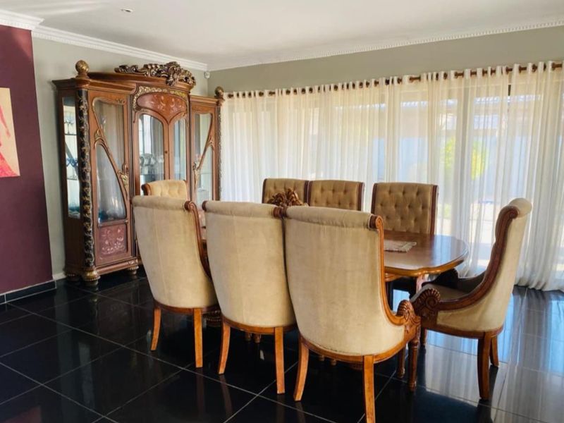 luxurious 6 bedrooms home for sale in Theresapark - Photo 10