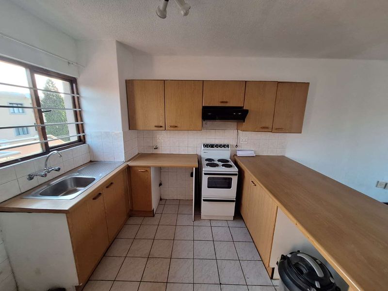 THE IDEAL LOCK UP AND GO - Photo 7