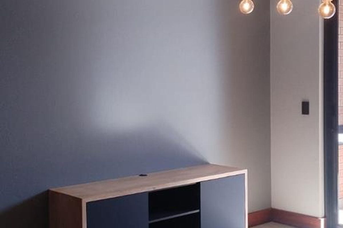 Stunning Upmarket Apartment - Photo 4