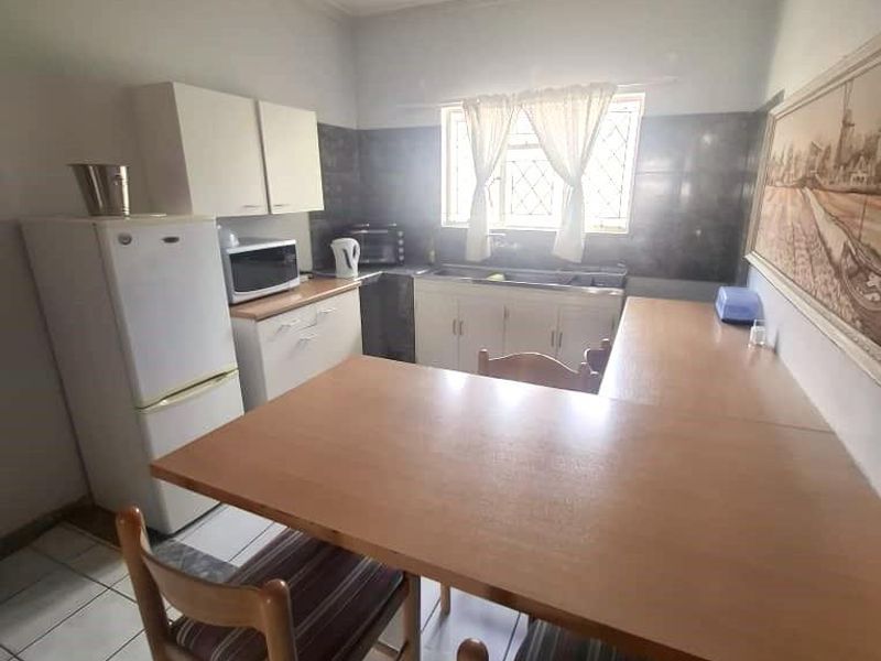 Property Perfect for an Extended Family or to be used as a Guesthouse or Air B&B - Photo 8