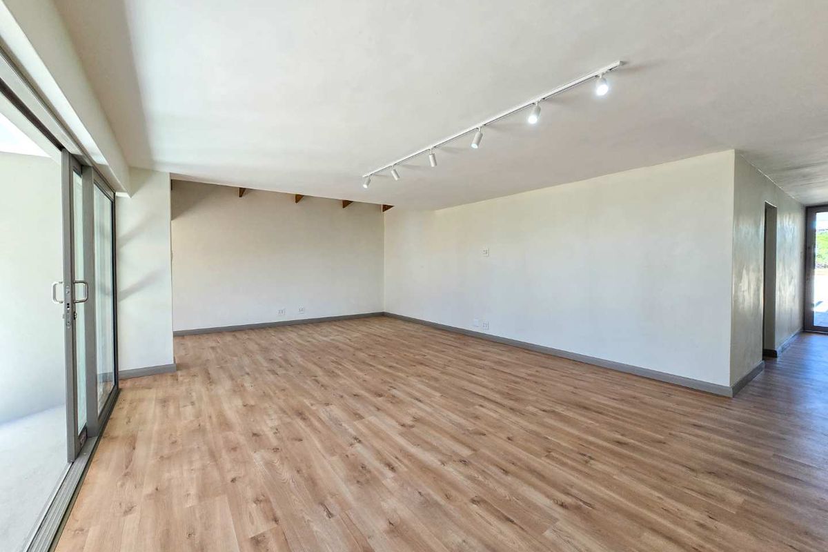 An architectural masterpiece - Skulpiesbaai Estate. - Photo 5