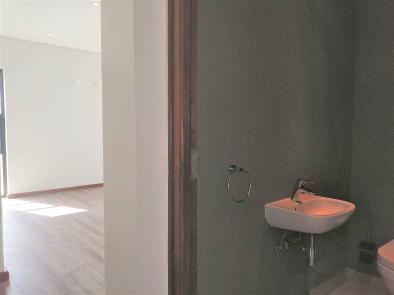 Kleine Kuppe - 3 Bedr Duplex T/House from 01/07/26 for N$22 500.00 - Photo 8