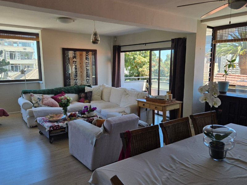 SEA POINT GEM - Photo 3