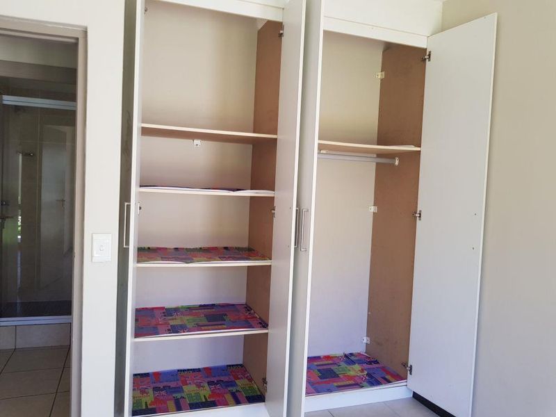 1 Bed garden apartment in Lonehill - Photo 5