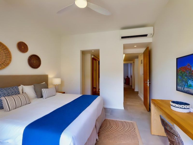 LES RÉSIDENCES DE MONT CHOISY — Live the island dream — where everyday luxury meets effortless living. - Photo 7