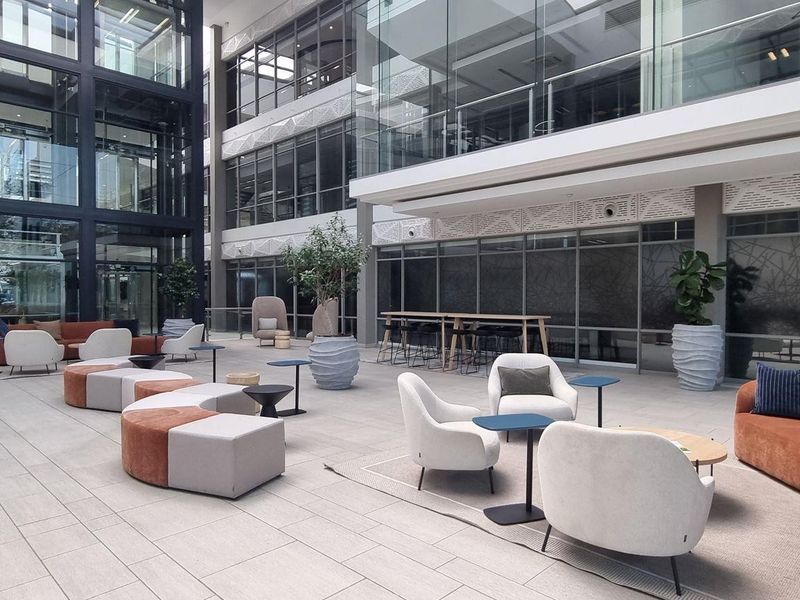2 700m2 Waterfall City Midrand Office Block For Sale - Photo 2