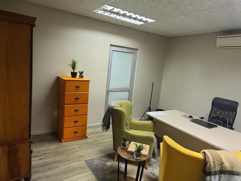 Centrally Located Office - Photo 5