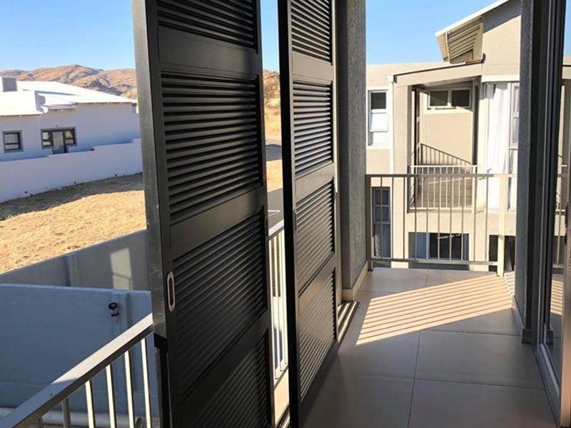 4 Bedroom House For Sale In Elisenheim - Photo 4