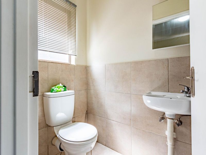 Delightful, modern ground floor apartment to rent in Brentwood Park - Photo 8