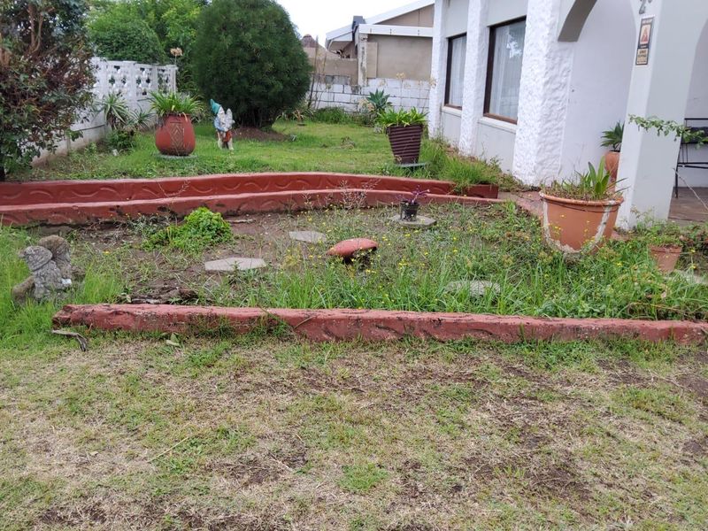 Welcome to your dream family-oriented home, with comfort and secure area - Photo 3