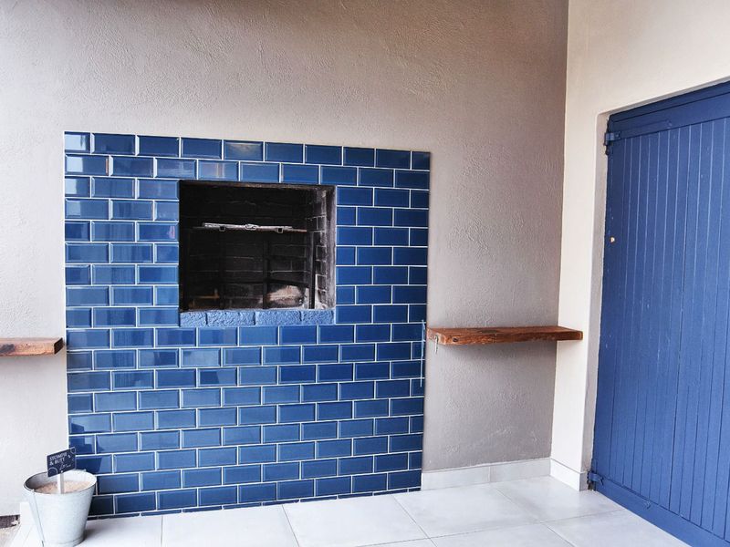 Invest in Luxury: Stunning Henties Bay Retreat! - Photo 9