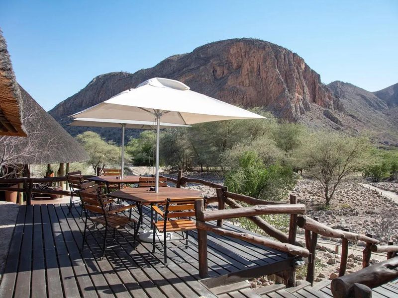 Invest in Paradise: Luxury Lodge with Adventure & Serenity - Photo 3