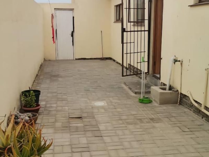 NEAT AND AFFORDABLE 2 BEDROOM FLAT FOR SALE IN MONDESA SWAKOPMUND - Photo 2