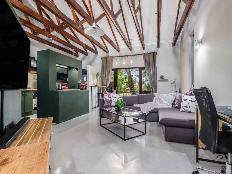 DELIGHTFUL CORNER TOP FLOOR UNIT IN A SECURE COMPLEX CALLED THE STABLES - PLUS A DOUBLE GARAGE - Photo 2