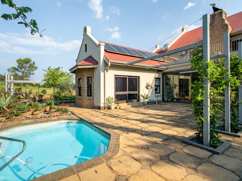 Timeless Luxury Meets Tranquil Living at Waterlake Farm - Photo 3