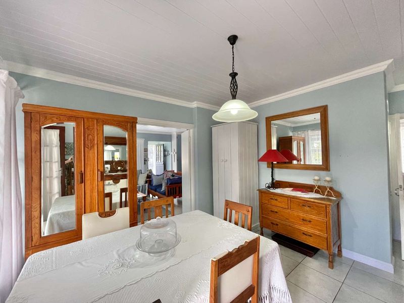 Prestigious Hartenbos Heuwels Home | 4 Bedrooms | Green Belt Views & Exceptional Privacy - Photo 6