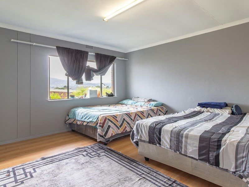 Spacious 2-bedroom apartment in the heart of Parow Valley, - Photo 8