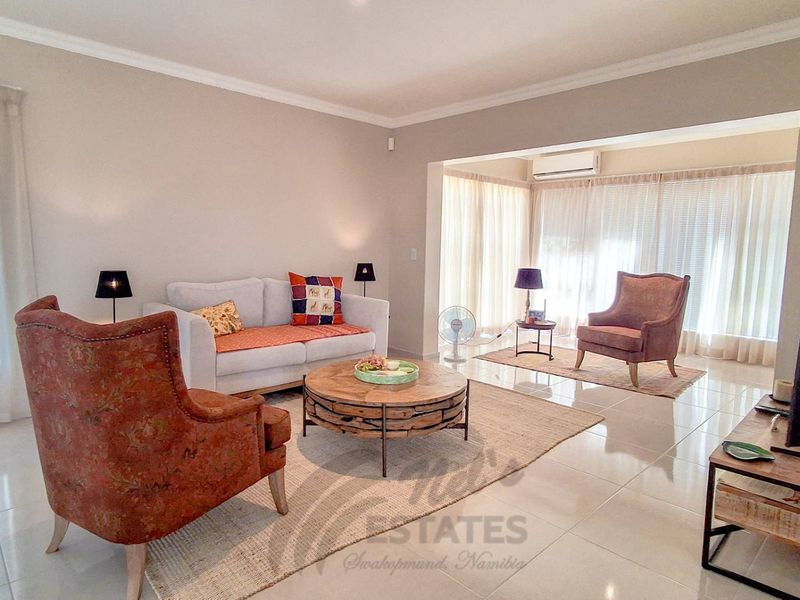 Townhouse For Sale in Kramersdorf, Swakopmund - Photo 2
