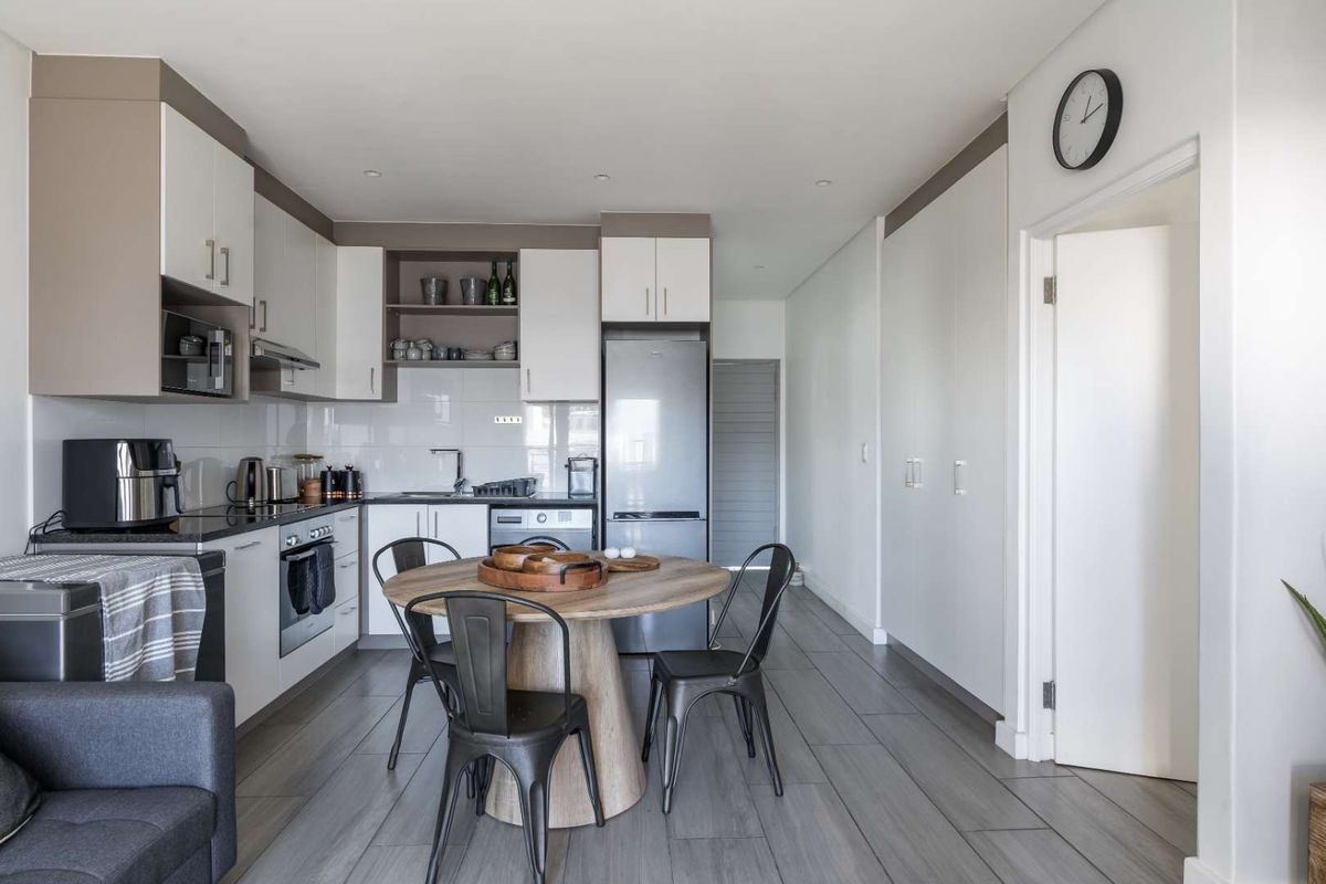 Modern Living in the Heart of Stellenbosch – 95 on Bird Street Apartments - Photo 3