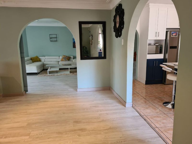 4-Bed Family Home with Solar & Cottage - Photo 8