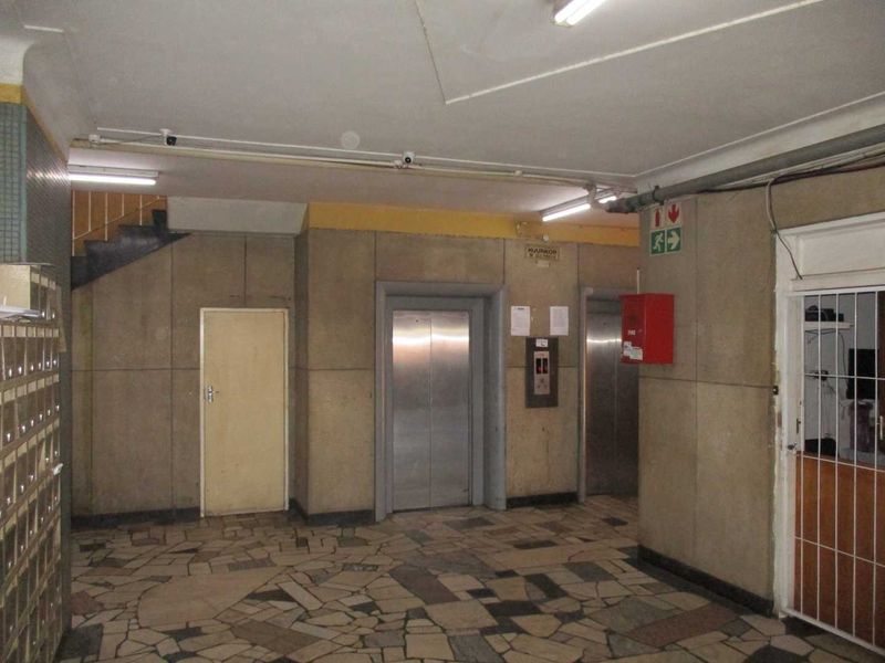 BACHELOR FLAT TO RENT IN PRETORIA CENTRAL - Photo 4