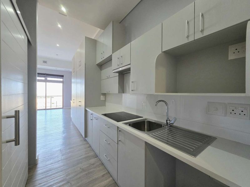 Exclusive studio unit in De Plattekloof Lifestyle & Retirement Estate, Plattekloof - Photo 2