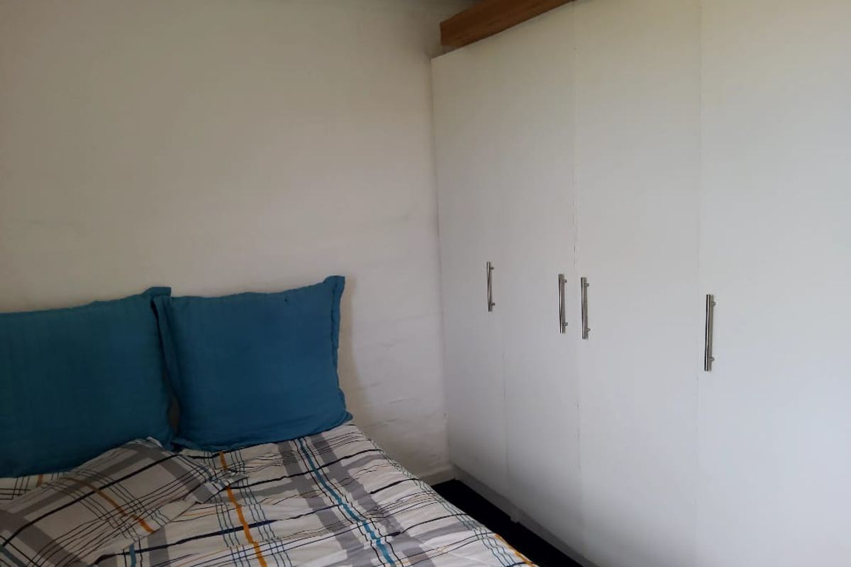 Secure & Comfortable 2-Bedroom Home For time owners, for investment - Photo 4