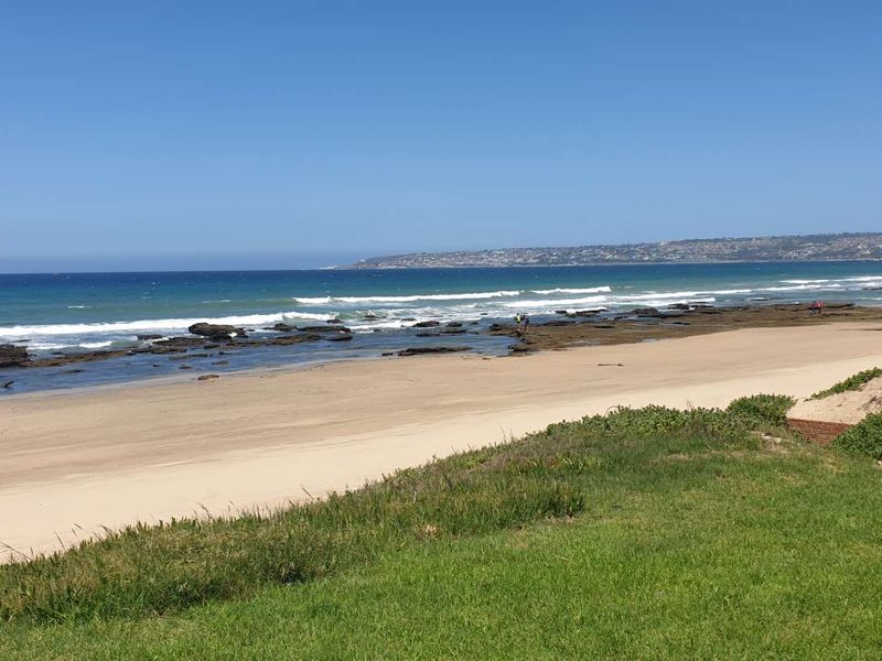 Sun, see and sand  -       Perfect beachfront location - Photo 3