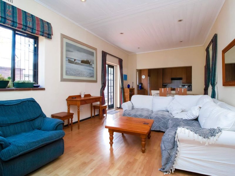 Timeless Elegance Meets Easy Family Living - Photo 5