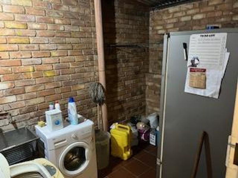 Charming 3-Bedroom Home in Wonderboom South with Modern Comforts - Photo 5