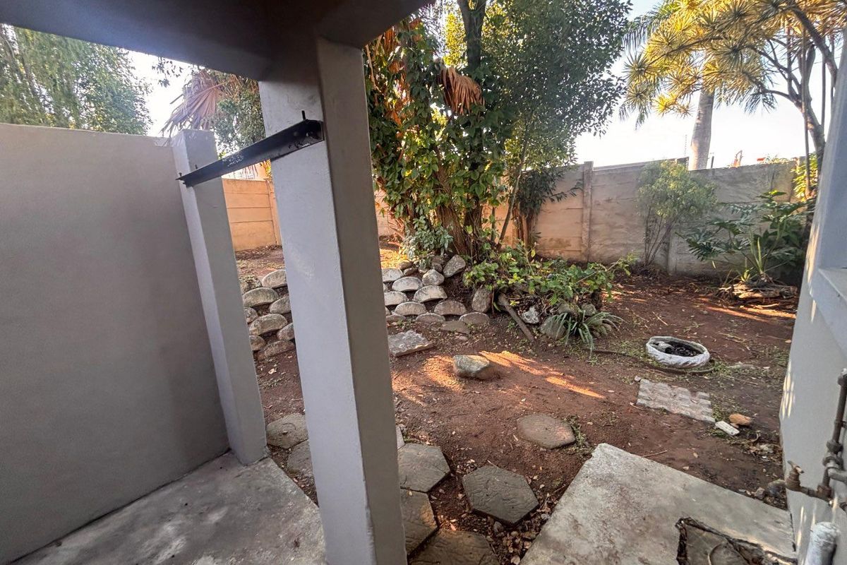2 Bedroom Unit to Rent in Malvern - Photo 2