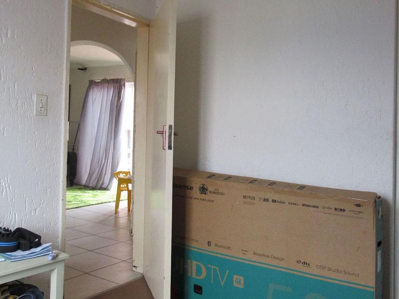 2 Bedroom Unit For sale in Winchester Hills - Photo 8