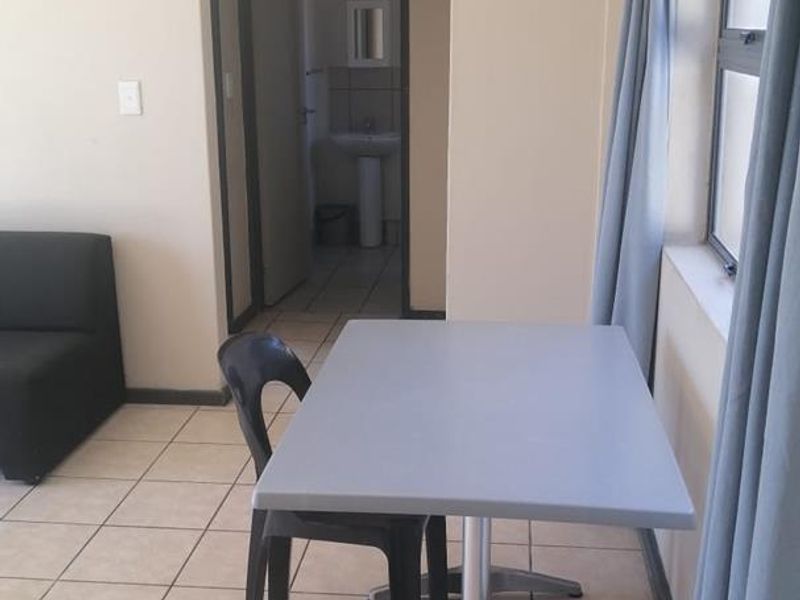 2 Bed Sharing Apartment Option - Photo 3