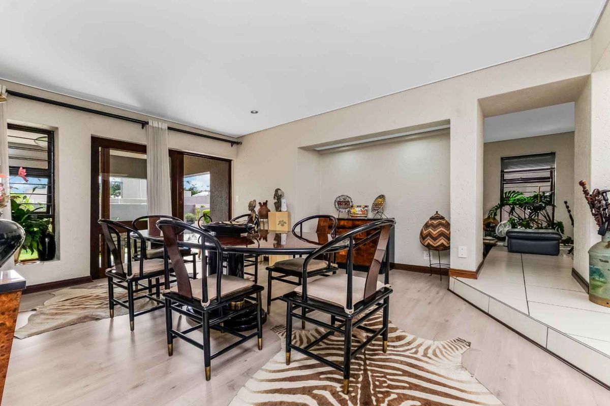 NORTH-FACING, SUNNY LOCK-UP AND GO FOR RENT IN FOURWAYS GARDENS - Photo 4