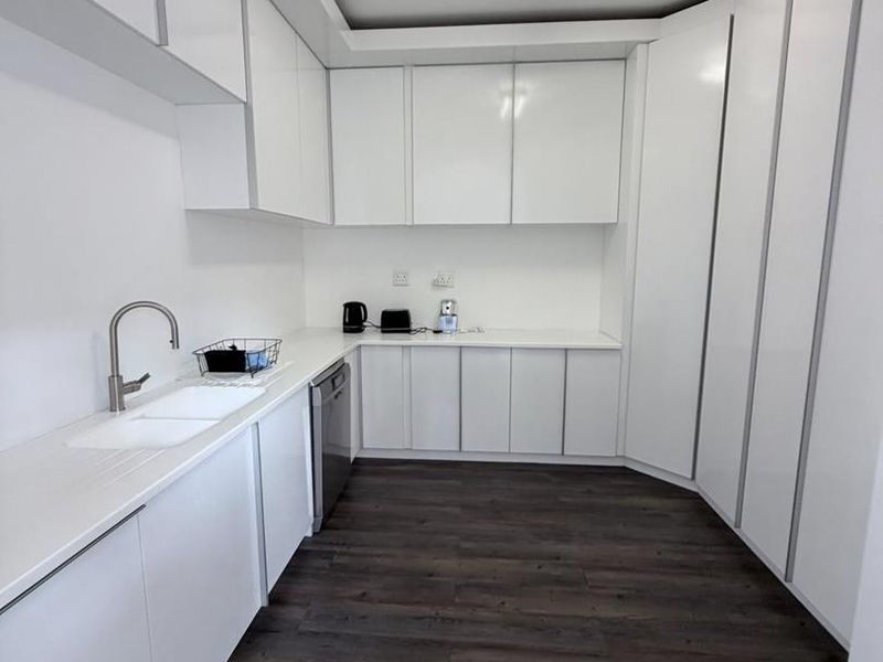 Olympia- To Let-N$70 000 - Photo 7