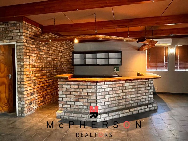 Huge Commercial Property For Sale - Photo 5