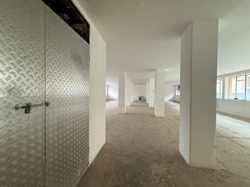 Prime Office Space Available for Lease at Hyde Park Corner - Photo 7