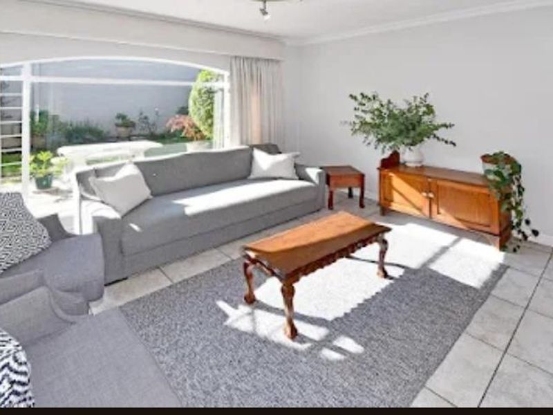 3 Bedroom immaculately renovated townhouse in Borrowdale drive - Photo 4