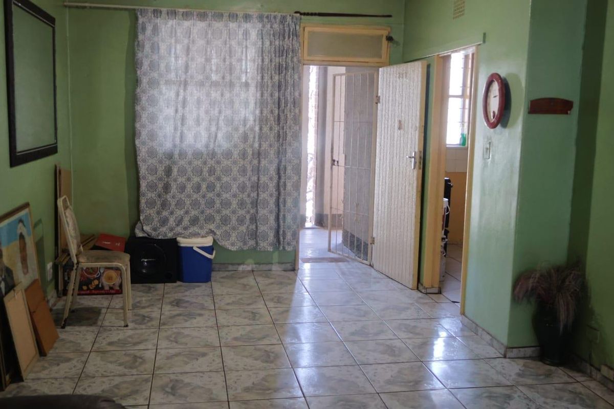 Spacious 2-Bedroom Apartment in Kempton Park CBD - Photo 5