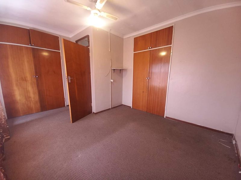 Charming 2 Bedroom Flat - Photo 8