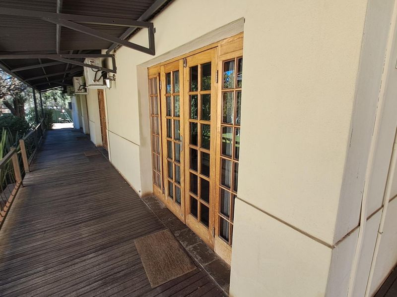 Four star guesthouse in Dan Pienaar, Bloemfontein - Photo 7