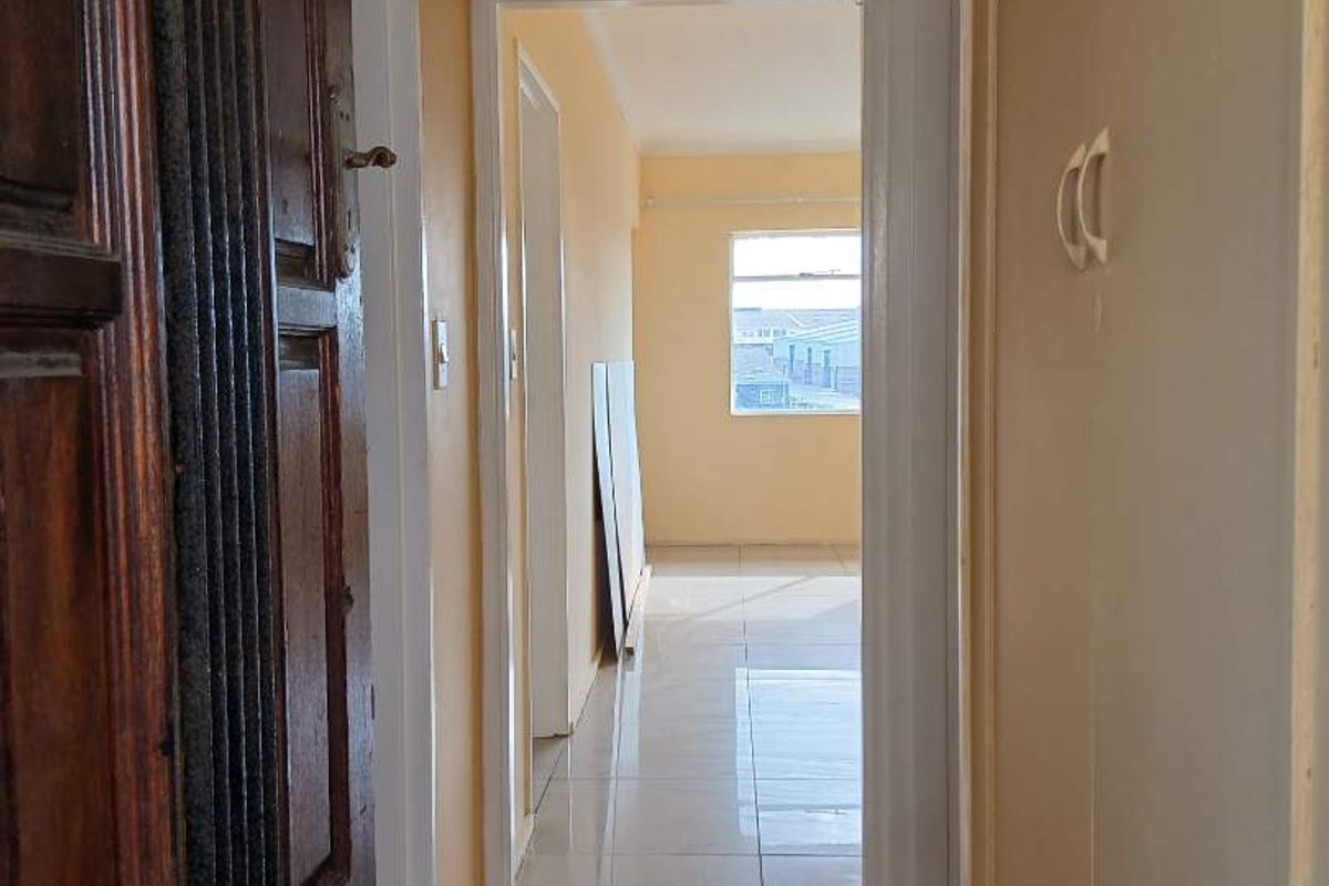 1 Bedroom Apartment for rent in Sydenham - Photo 2