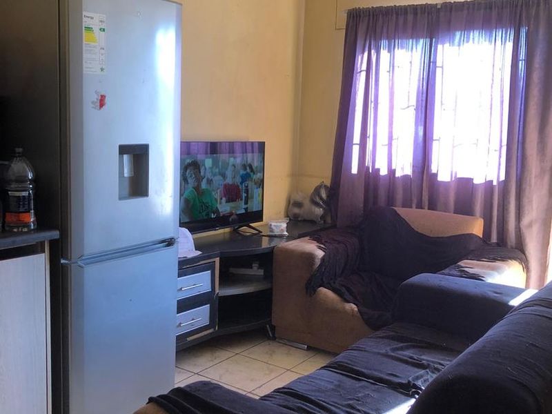 2 bedrooms flat available for sale in Kobi Alexander Complex (Eyuva Village) ,Kuisebmund , Walvis Bay - Photo 2
