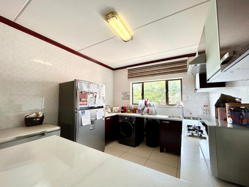 3 bedrooms Apartment in Summerset - Photo 3