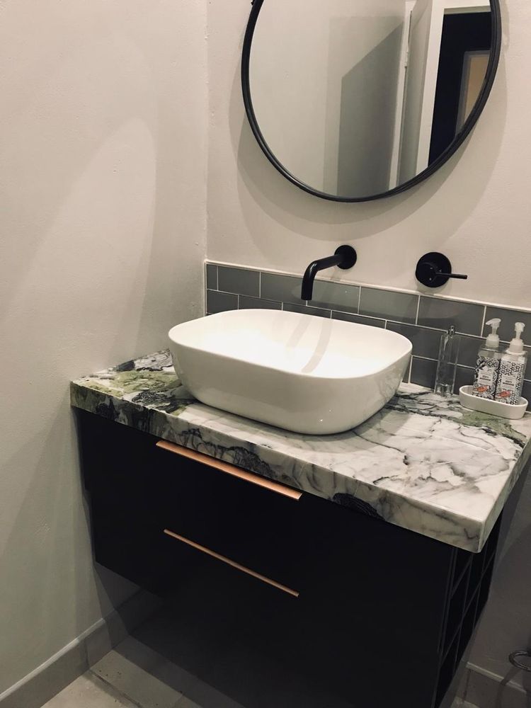 Beautiful and spacious vanity for packing