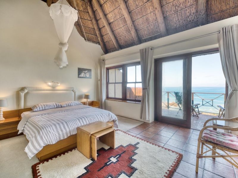 Live, Love, Location - Photo 10