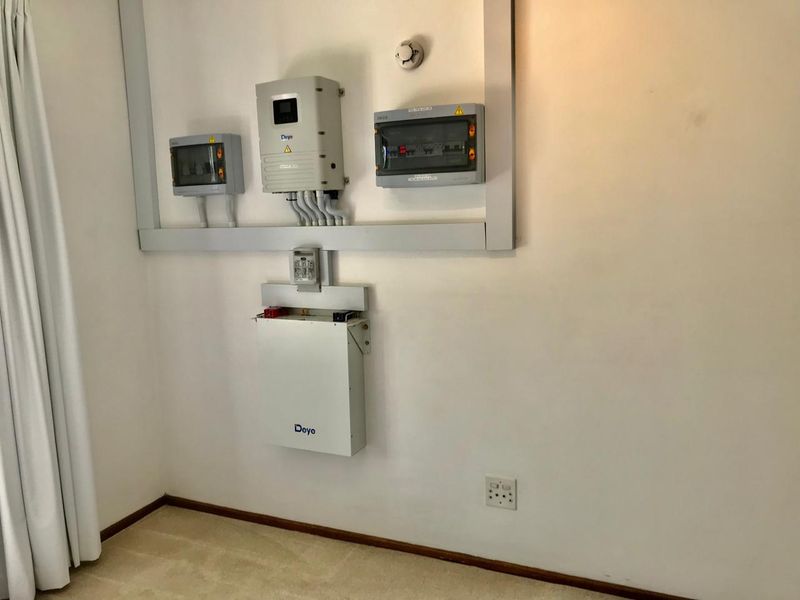 All-inclusive Executive 3-Bedroom, 2-Bathroom Fully furnished Townhouse in Craighall Park - Photo 10