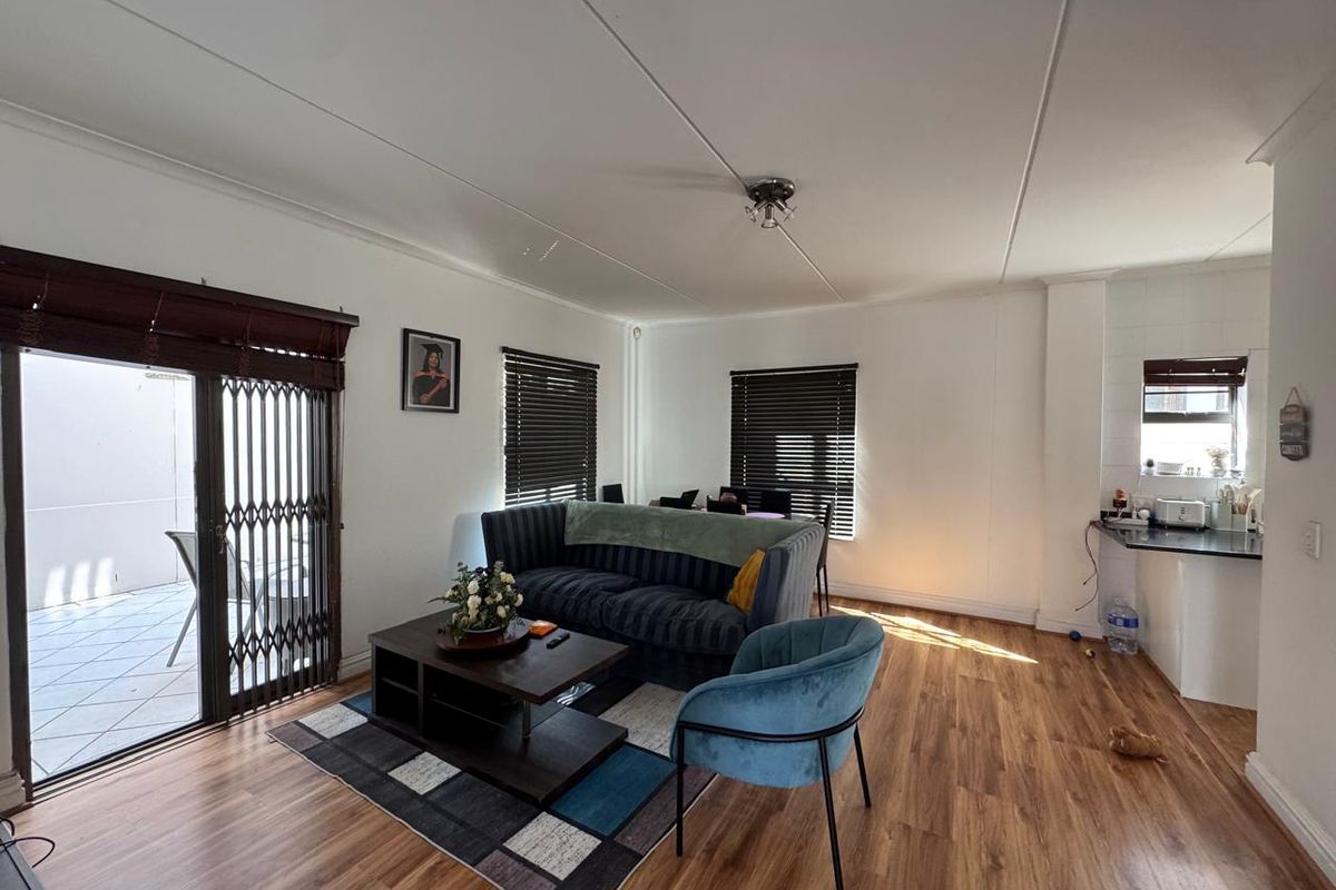 Exceptionally Neat Double-Storey Home in the Heart of Royal Ascot - Photo 5