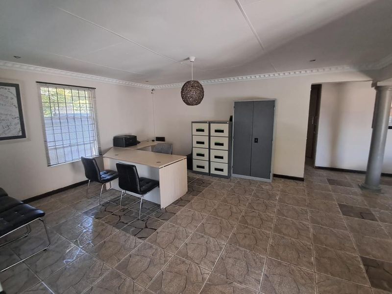 3 Bedroom Home,2 Cottages For Sale!! - Photo 7