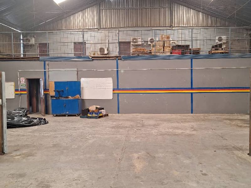 FOR SALE - Industrial property with Warehouses in Lafrenz - Photo 10